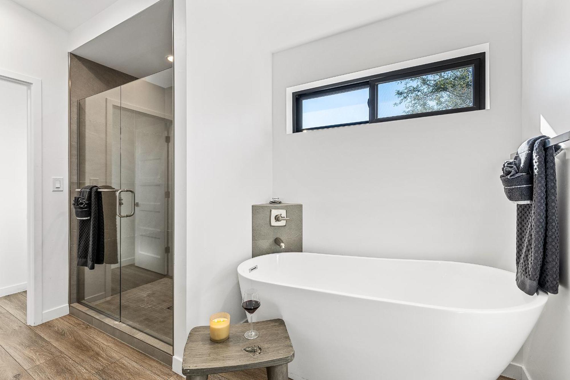 Holiday home Modern Luxury In West With Hot Tub *