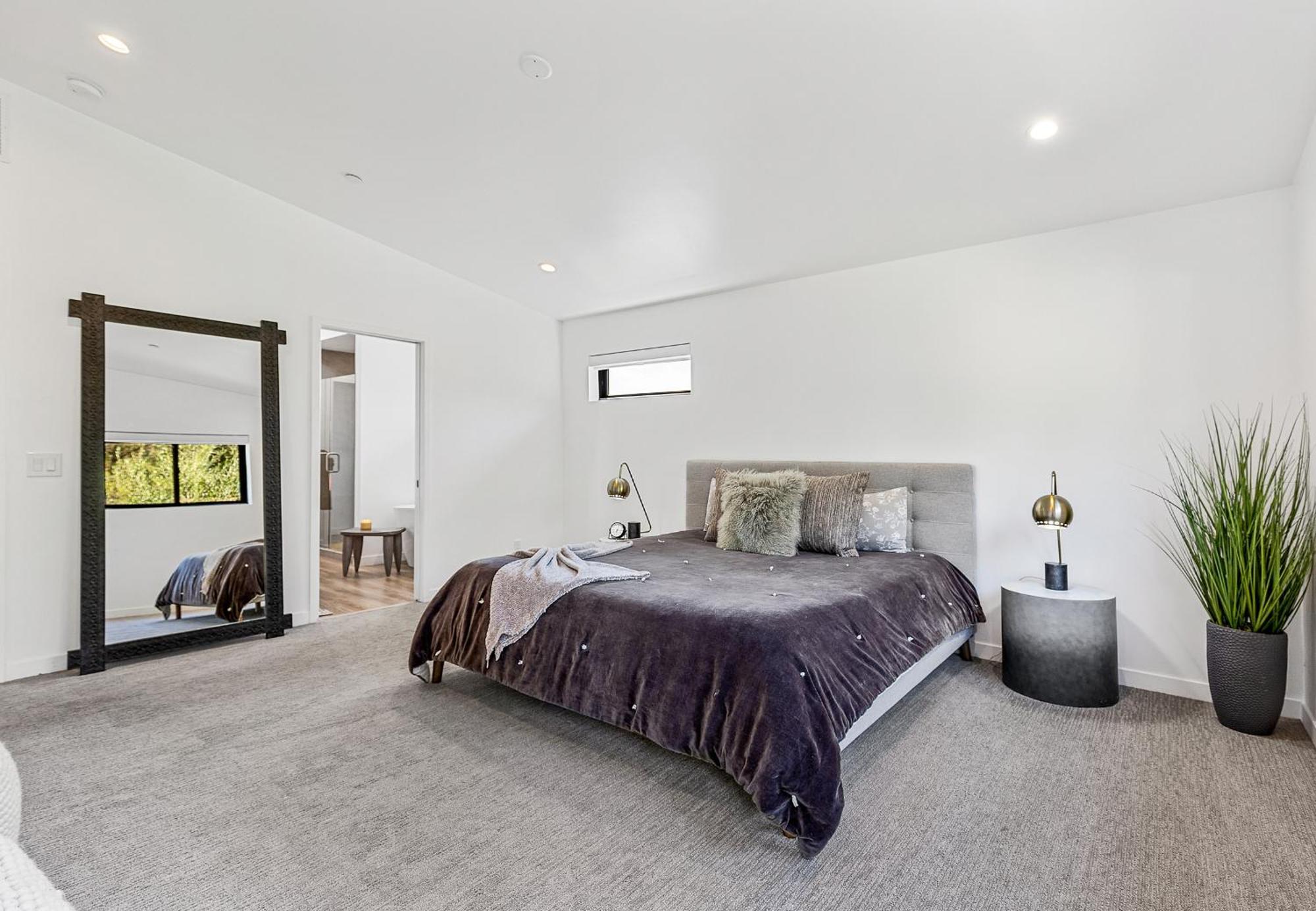 Holiday home Modern Luxury In West With Hot Tub *