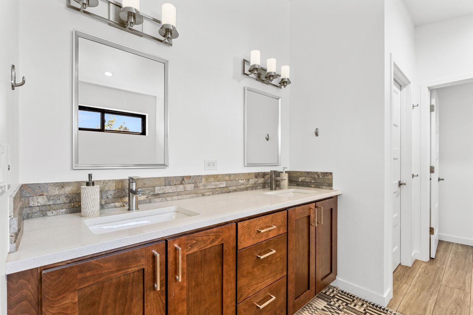 Modern Luxury In West With Hot Tub Sedona